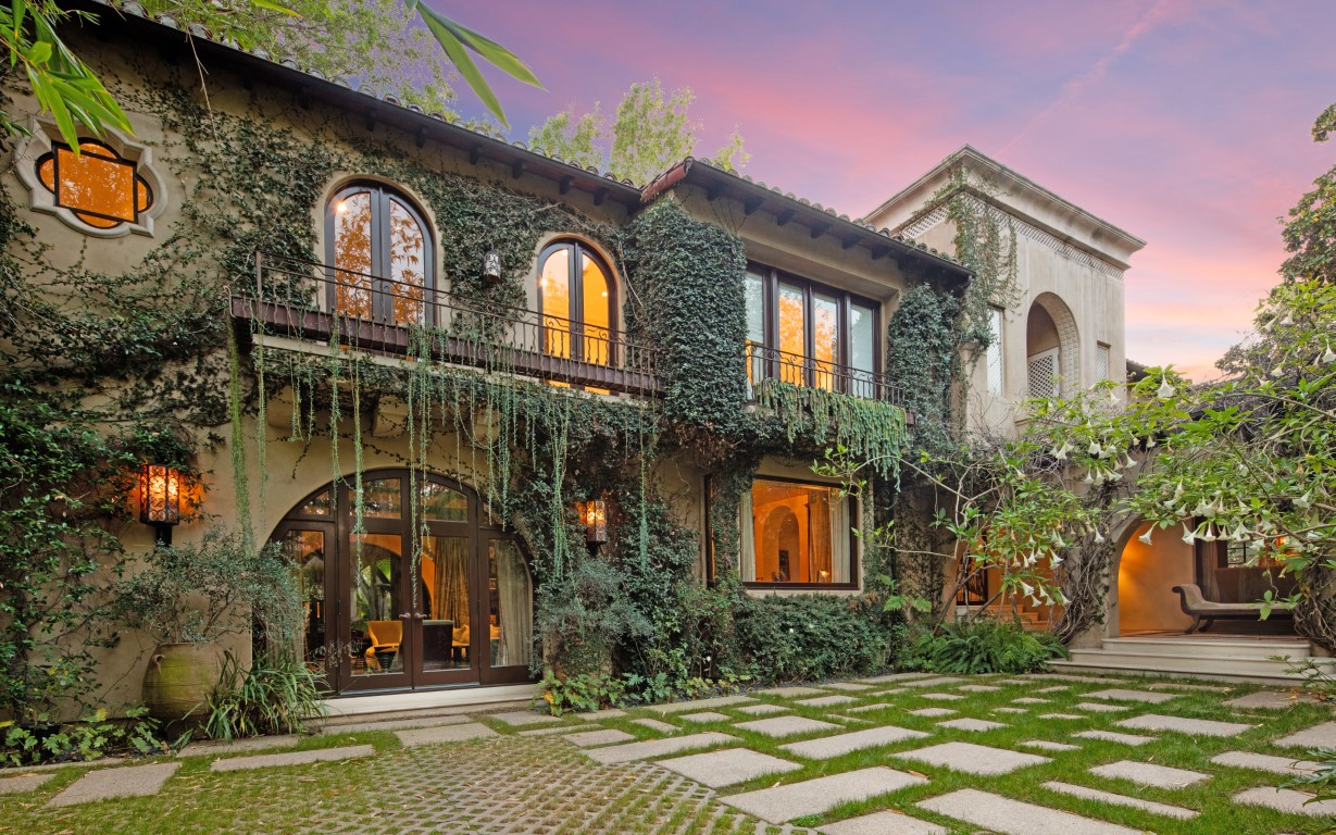 715-north-alpine-drive-beverly-hills-california_01-Medium