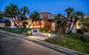 718,walden Dr